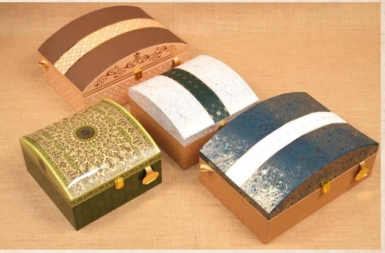 Styled Box, 2 Jars
